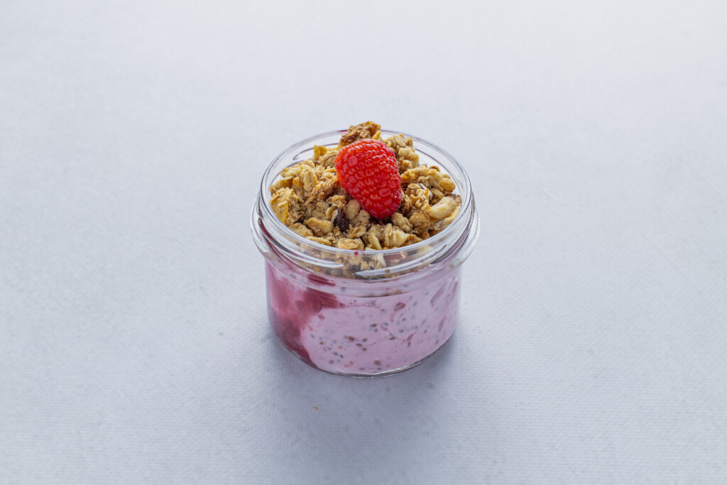 Malina chia na jogurcie